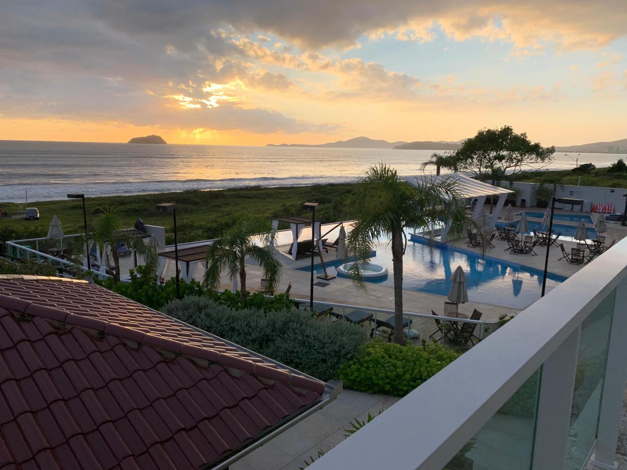 Bali Beach Home Club Rogga Beira Mar - Balneario Piçarras Exterior foto